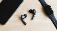 How to Choose Compact Wireless Earbuds